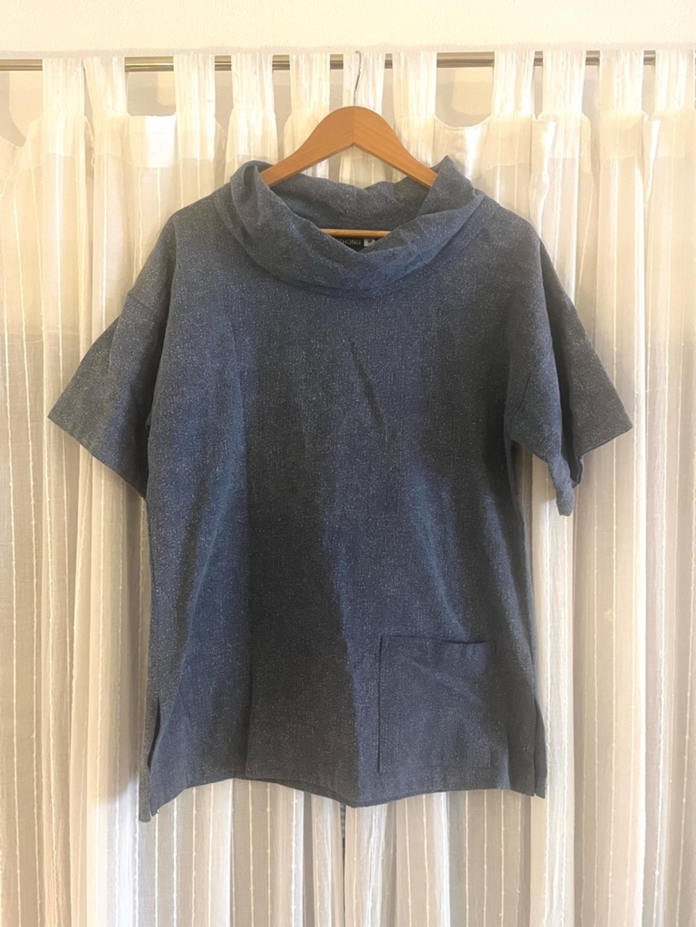 Saithong Heathered Soft Blue Short-Sleeve Tunic